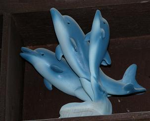 Delfine aus Plastikschaum