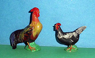 Hahn und schwarzes Huhn