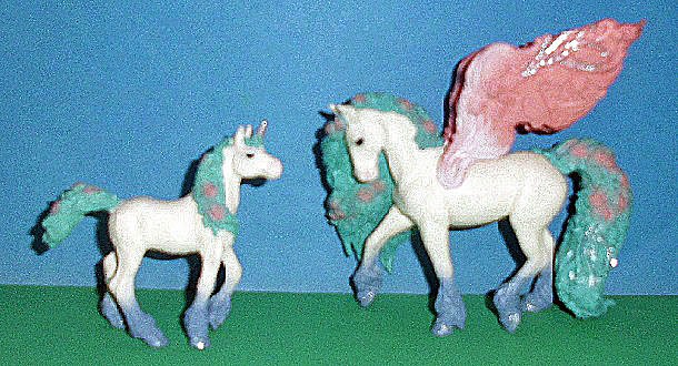 Blten-Pegasus und Blten Einhornfohlen